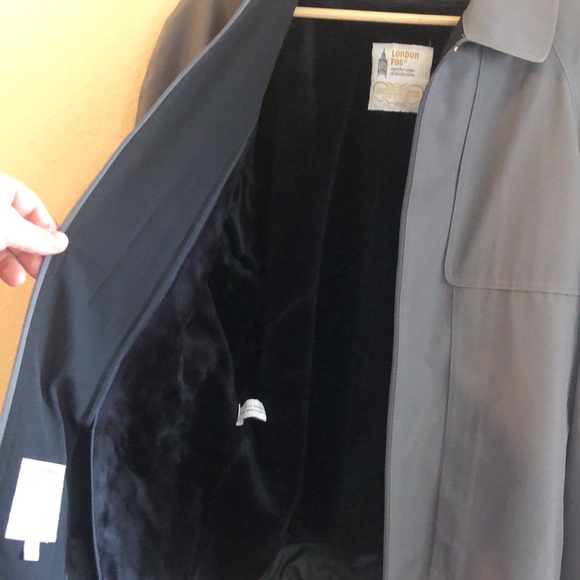 Vintage London Fog grey jacket w/inner liner. - Picture 5 of 11